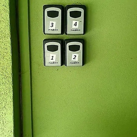 Horský Eva * Svätý Jur